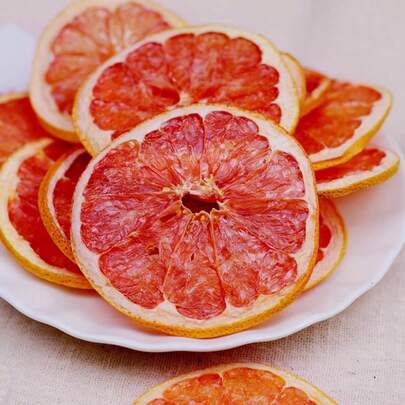 Set de 5 velas, flores secas y rodajas de pomelo, adecuado para materiales de manualidades DIY, difusor de fragancias, decoración del hogar para sala de estar, dormitorio, oficina, cafetería, todas las festividades y eventos, elaboración de velas, elaboración de jabones, mejora de fragancias, decoración de fiestas