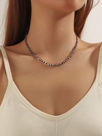 1 pieza Collar bohemio con cuentas en blanco y negro, adecuado para fiestas y festivales, apto para usar durante todo el año
