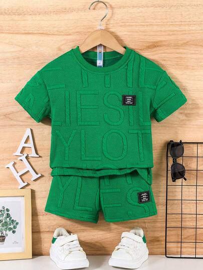 Conjunto de 2 piezas para niños de 4 a 7 años - Camiseta de manga corta con estampado de letra + Pantalones cortos casuales, Traje deportivo simple y de moda