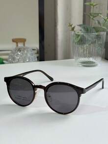 Unisex Clip-On 2 In 1 Round Small Size Polarized Lens Fashion Eyeglasses Frame PZ10200T - Brown - View 5