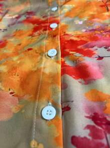 Camisa de mujer de moda nueva con manga larga, abotonadura sencilla y estampado