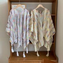 1 pièce Cardigan ajouré tricoté blanc pour femmes, Cape châle à franges élégante rétro, Vêtement léger, Poncho pour port quotidien des femmes