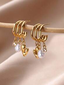 1 paire de boucles d'oreilles à tige en acier inoxydable et perle de fantaisie, accessoires d'oreille en forme de cœur de luxe convenant pour les fêtes, les banquets, les festivals de musique, les vacances, les rendez-vous ou en cadeau pour les femmes