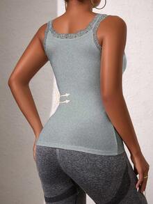 Women Lace Floral Camisole, Lace Patchwork Camisole Top, Casual Solid Color Camisole, Women Sleeveless Lace Trim Solid Color Round Neck Camisole - Grey - View 2