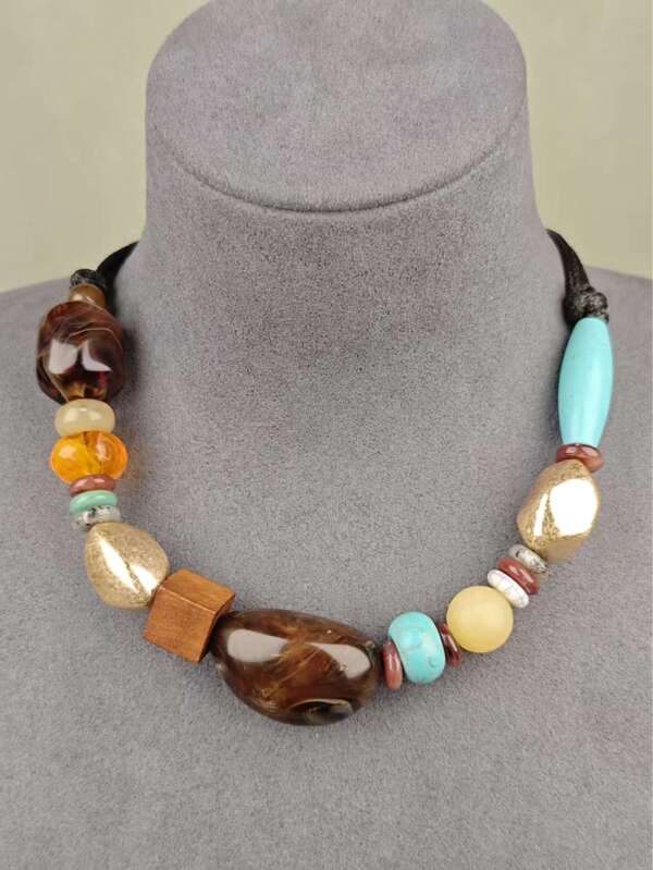 1pc Bohemian Style Turquoise Leopard Print Necklace With Inlaid Wooden Beads And Asymmetrical Colored Stones, Fashionable Exaggerated Necklace For Women, Suitable For Daily Wear, Banquet And Vacation