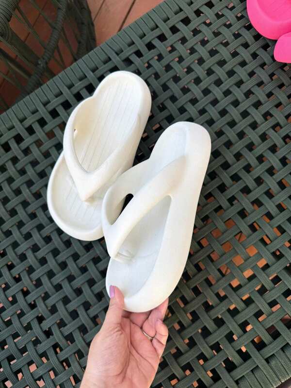 Chinelo Nuvem Feminino Cloud Flip Sola Grossa Minimalista