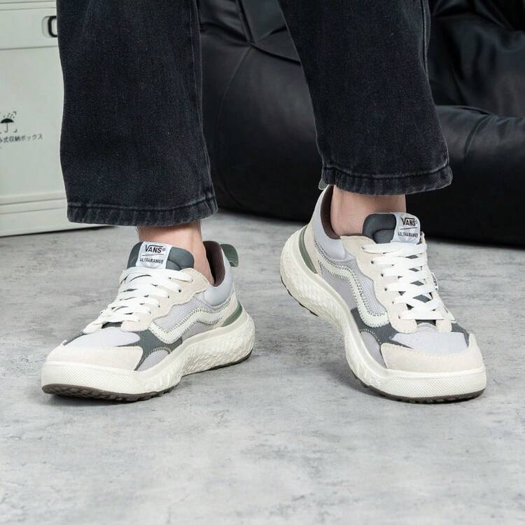 VANS ULTRARANGE NEO VR3 Fashion Retro Breathable Casual Sports Shoes, Unisex - Light Grey - View 2