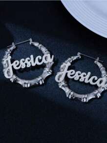 1 Par de Brincos de Bambu Dourado Personalizado | Brincos de Bambu com Nome | Brincos Personalizados com Nome | Brincos Argola de Bambu | Argola Personalizada | Presente para Dia das Mães, Ação de Graças, Natal, Dourado, Estiloso, Colorido, Vintage, Hipster, Simples, Moda Y2k, Anos 2000, Personalizado, Único, Presentes Ideais para Ele, Presentes Ideais para Ela, Ela, Namorado, Namorada, Pai, Mãe, Família, Amigos, Para Aniversários, Para Graduação, Para Festa, Joias Femininas