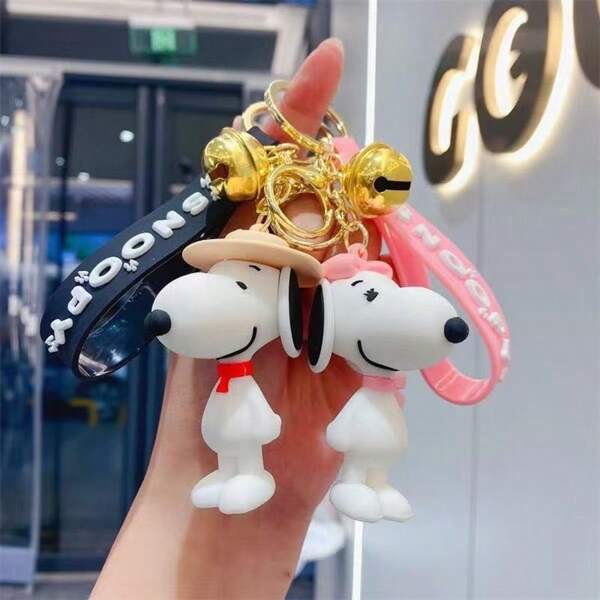 SNOOPY 1 Stück Cartoon kreative Snoopy Schlüsselanhänger Niedliche Charlie Puppen Anhänger Geburtstagsgeschenk, perfektes Partygeschenk, Festivalgeschenk, perfektes Partygeschenk, Festivalgeschenk [Zufälliger Stil]