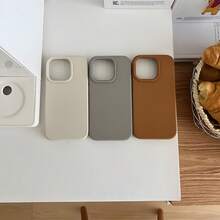 Funda a prueba de golpes de borde suave y moderna Funda para teléfono: para iPhone Serie: Funda premium con orificio grande, gruesa, anti-golpes y anti-caídas Esta funda a prueba de golpes es un compañero confiable para tu teléfono. Esta funda a prueba de golpes es un compañero confiable para tu teléfono. - 1 pieza - Ver 10