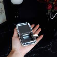 Portable Ashtray With Glass Diamond Nozzle. Suitable For Many Scenarios. Car Ashtrays, Ashtrays For Cleaning The Interior Space Of The Car, Special Nozzles. No Drips Design, Easy To Carry And Easy To Clean.