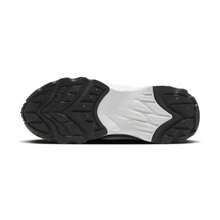 NIKE 女子 TC 7900 轻便舒适休闲跑步鞋 FJ7738-101 - 黑與白 - 查看 3