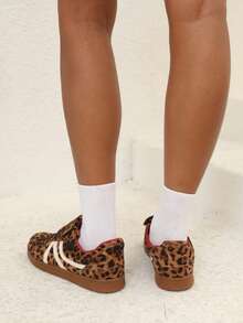 Rosella Carlie 女士时尚复古休闲猎豹纹绒面革运动鞋，适合情人节穿着；舒适可爱Y2K冬季平底步行鞋，防滑系带低帮，女士运动健身户外旅行度假商务休闲工作办公室礼服婚礼哺乳训练运动鞋，2026春夏新款女鞋 - 咖啡棕 - 查看 7