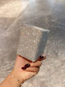 1个高档化妆刷收纳架，镶嵌人造水钻，可收纳口红、眉笔、眼线笔等，适用于浴室梳妆台、办公桌，亦可作为礼物赠送。