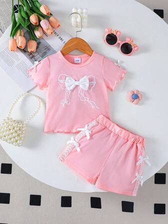 2 件套可爱女童白色花卉印花蝴蝶结饰荷叶边领上衣 T 恤和蝴蝶结短裤套装，夏季公主装