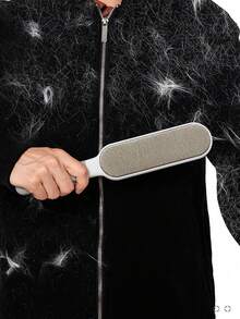 فرشاة إزالة شعر الحيوانات الأليفة مزدوجة الجوانب - قابلة لإعادة الاستخدام، فرشاة يدوية لإزالة شعر الحيوانات الأليفة ثابتة ولزجة للملابس والأرائك والأثاث والفراش والسجاد - أداة فعالة لإزالة شعر الحيوانات الأليفة وتنظيفها