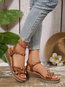 Plus Size Women's New Fashion Lightweight Comfortable Platform Wedge Sandals, Outdoor Beach Holiday Flip Flops - Brown - View 4