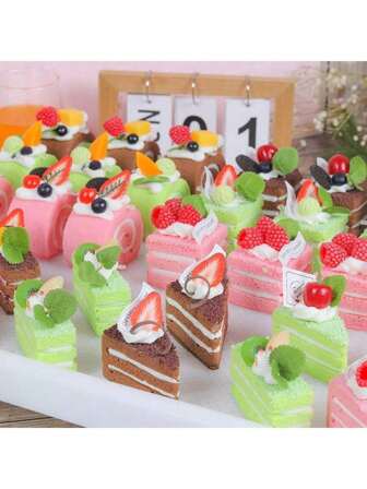 1pc Realistic Triangular Croissant Model, Fruit Cream Dessert Bakery Decor, Photography Prop (Handmade, May Not Be Exactly The Same)