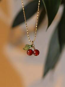 Cherries Motif Pendant Necklace Red Agate Stone Accent Youth Playful Design Year Round Adaptability Campus Celebration Transition Refined Accent Gift Academic  Adornment Light Reflection Art Fashionable Elegant All-Season Necklace Daily Wear Necklace Simple Stylish Party Necklace Minimalist Versatile Gift Necklace Minimalist Office Accessories Light Luxury Elegant All-Season Necklace - 櫻桃 - 查看 5