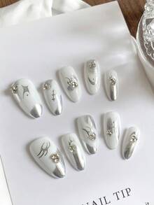 Bộ móng tay giả vuông ngắn màu bạc ánh gương phong cách Y2K sang trọng, đáy nhọn đính đá, phù hợp cho bé gái, tiệc sinh nhật, họp mặt, sử dụng hàng ngày. Bao gồm gel và bột móng mờ, dụng cụ làm móng nghệ thuật, móng giả dán. - Nhiều màu - Xem 14