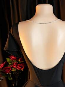 Ladies' Sexy Underwear, Hollow Metal Chain Splicing Skirt, Elegant Women's Nightgown, Bed Seduction Clothes, Passion Robe - màu đen - Xem 5