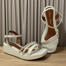 Sandália Flatform Preta com Tiras Finas – Conforto e Estilo para o Dia a Dia - Branco - Visão 2