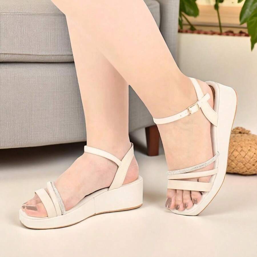 Sandália Flatform Preta com Tiras Finas – Conforto e Estilo para o Dia a Dia - Branco - Visão 1