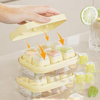 A Must-Have For Summer 1 Piece [Ice Tray, Easy To Take Out] Pressed Ice Mold, Household Ice Tray/Ice Box, Used To Store Frozen Ice Cubes, Ice Mold, Simple Design, Easy To Use, Is An Essential Tool For Office Workers To Make Iced American Coffee.