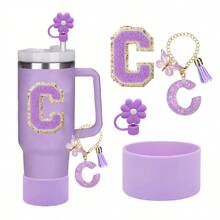 Set de 4 accesorios para tazas con la letra A - 1 tapa de pajita, 1 colgante con la letra A, 1 base protectora de silicona para tazas, 1 etiqueta con la letra A para tazas, regalo sorpresa festivo
