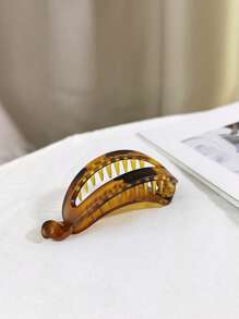 Matte Simple Banana Shape Hair Clips, French Acrylic Banana Hair Clips For Women - Non-Slip Strong Hold Flat Claw Clips For Thin Hair, Matte Finish Retro Minimalist Cute Hair Clips, Thin Hair Styling, Hair Tools, Beauty Accessories, Curly Hair Accessories, Women, Hair Stuff