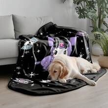 Sanrio Kuromi Anime Decke mit Motiv der Zauberball-Karte - Hergestellt aus gestricktem Polyesterfleece, moderner Digitaldruck, Cartoon-Thema, Katzenbekleidung, bequeme Wohndekoration-Decke für alle Jahreszeiten, maschinenwaschbar