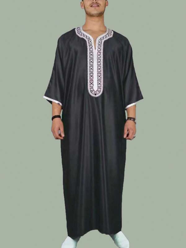 2025 New Arrival Muslim Embroidered Moroccan Arab Hooded Robe For Men