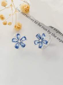 2pcs Minimalist Five-Petal Flower Ear Studs With Zirconia, Elegant & Versatile Earrings For Women