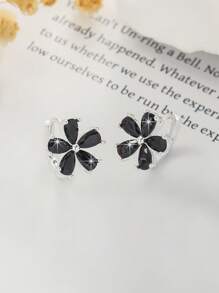 2pcs Minimalist Five-Petal Flower Ear Studs With Zirconia, Elegant & Versatile Earrings For Women