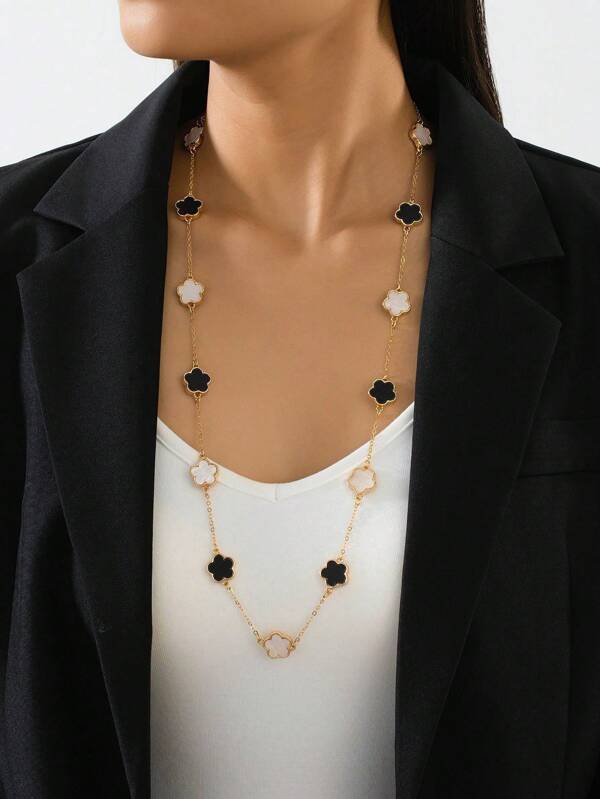 1pc Elegant Black & White Clover Pendant Sweater Chain Necklace, Versatile Daily Wear