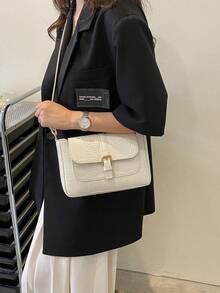 Fashion Solid Color Crocodile Pattern Belt Decoration Crossbody Bag - Beige - View 4