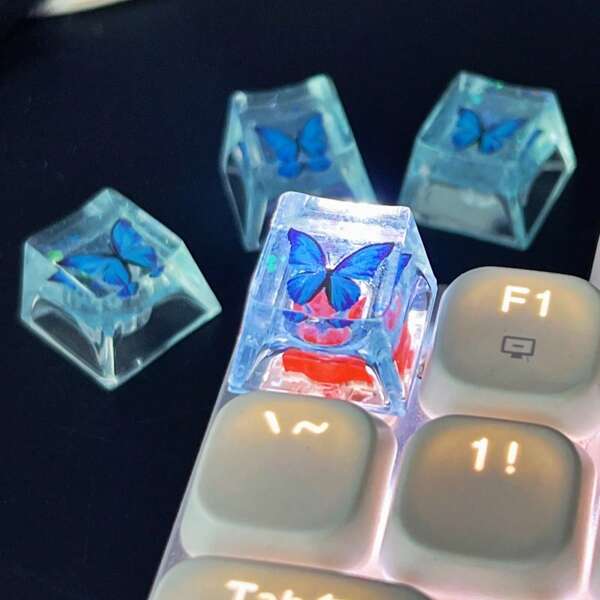 4pcs Cute Pink And Blue Translucent Butterfly Keycaps Suitable For Mechanical Keyboard Decoration OME1 R4 Height, Perfect For Giving As Gifts