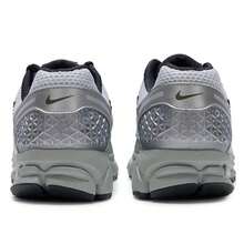 Nike Men's Casual Shoes VOMERO 5 Lightweight Comfortable Sneakers, Daily Low-Top Travel Shoes IM3372-030 - Gray/Green - View 4