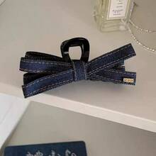 1PC 适合返校季，休闲牛仔布是百搭的蝴蝶结，带有复古的发爪，学校用品，大学