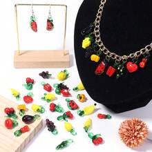 Set de 5 piezas de colgantes de vidrio hechos a mano con formas de verduras y frutas, con estilos múltiples que incluyen sandía y calabaza, accesorios de decoración casual y bonita apropiados para hacer pulseras, collares, aretes y joyería - Multicolor - Ver 13