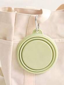 可折叠宠物碗，适合旅行、露营、散步，可用作猫狗的水碗和食碗，无异味，带登山扣，也可作水瓶或露营碗使用。 - 彩色 - 查看 7