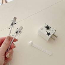 4 Stück/Set transparente TPU Schutzhülle mit farbigem 5-Sterne Musterdesign für 20W Schnelllade-Adapter und Datenkabel