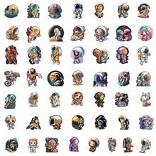 50 Stücke Cartoon Astronaut Kritzeleien Aufkleber, glänzende Vinyl Selbstklebende Aufkleber zum Dekorieren von Skateboards, Gepäck, Notizbüchern, Alben, Tassen, Kühlschränken, Helmen, geeignet für Erwachsene & Jugendliche, für Schulmaterial, Rückkehr zur Schule