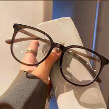 1 Stück schwarze modische und vielseitige Brille mit Sehstärke, flache Modespiegel