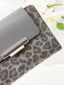 Women's Short Color Block Patchwork Wallet, Fashion Leopard & Wood Grain Multi-Function Card Holder Purse, Exquisite Stylish Snap Closure Young Student Large Capacity Zipper Coin Pouch, Lightweight Convenient Portable Suitable For Holiday Gift - Grey - View 2