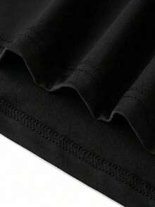 CAMISETA DE CUELLO REDONDO MANGA CORTA IDEAL PARA TI  CON ESTAMPADO DE MOÑO LENTEJUELA NEGRO .