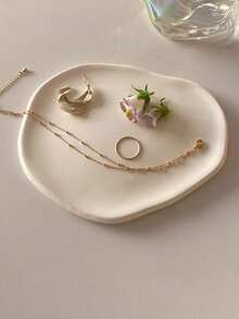 2pcs/1pc 5.52*4.73 Inch Asymmetric Plaster Jewelry Tray. A Uniquely Designed Decorative Jewelry Dish, Can Be Used For Jewelry Storage And Display, Also As A Home Decor. An Excellent Choice For Valentine's Day Gift.,Room Decor - Multicolor - View 2