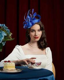 Fascinators de Derby para mujer, sombrero de fiesta de té, sombrero de boda y cóctel con flores, malla y plumas - Y-azul - Ver 2