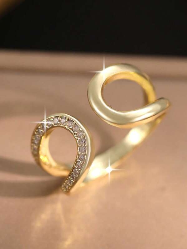 1 pieza Anillo de oro enchapado en forma de U doble, casual y de personalidad, para decoración diaria, vacaciones y viajes, con zirconia cúbica, joyería de cobre