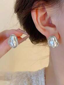 1 对不对称几何简约甜美个性化女士仿珍珠耳钉，适合日常佩戴 - 幾何珍珠 - 查看 3